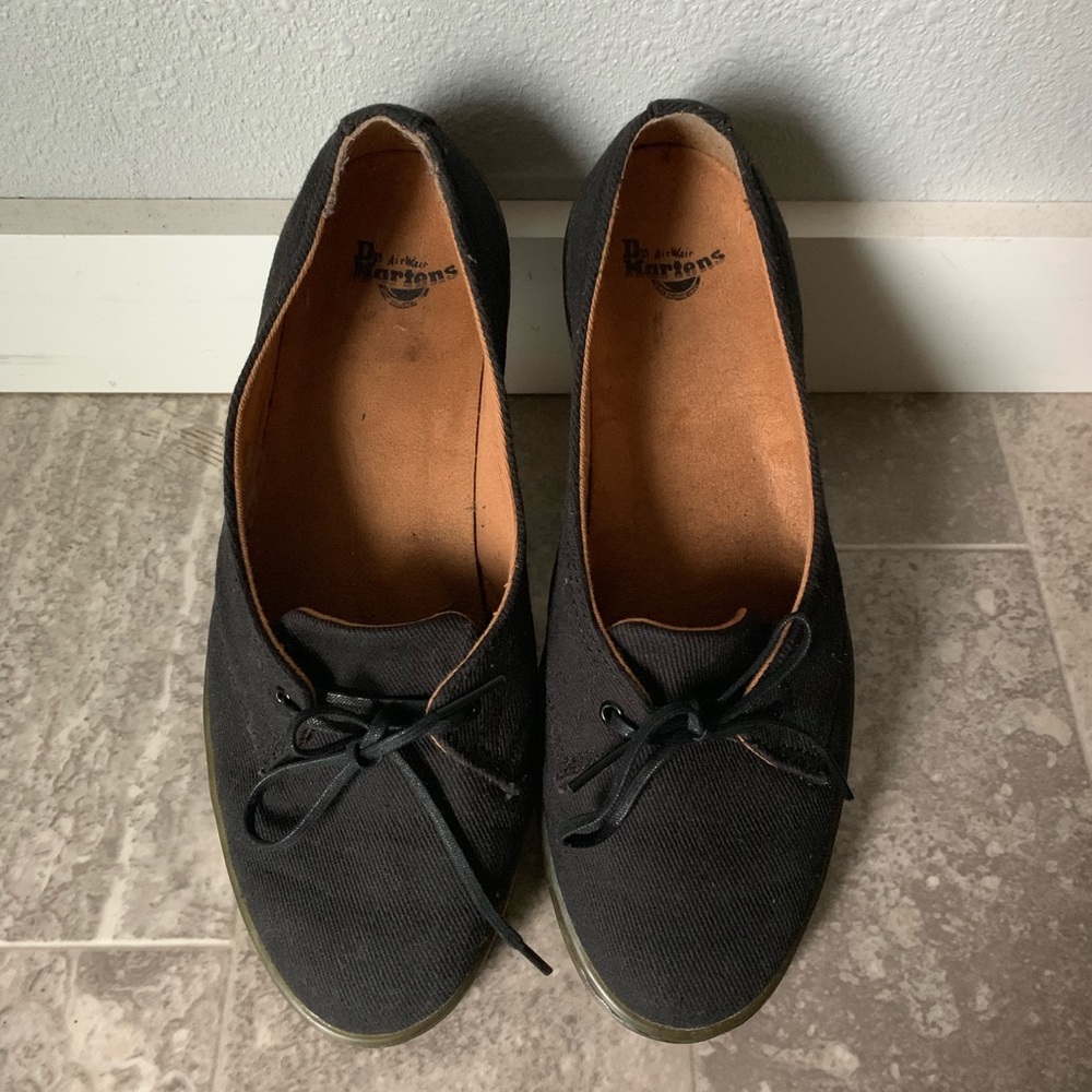 🌟 Dr. Martens flats 🌟